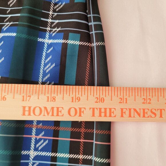 Eloquii Womens Neoprene Pencil Skirt Plus Size 16 Green Blue Plaid Scuba Knit - Picture 10 of 11